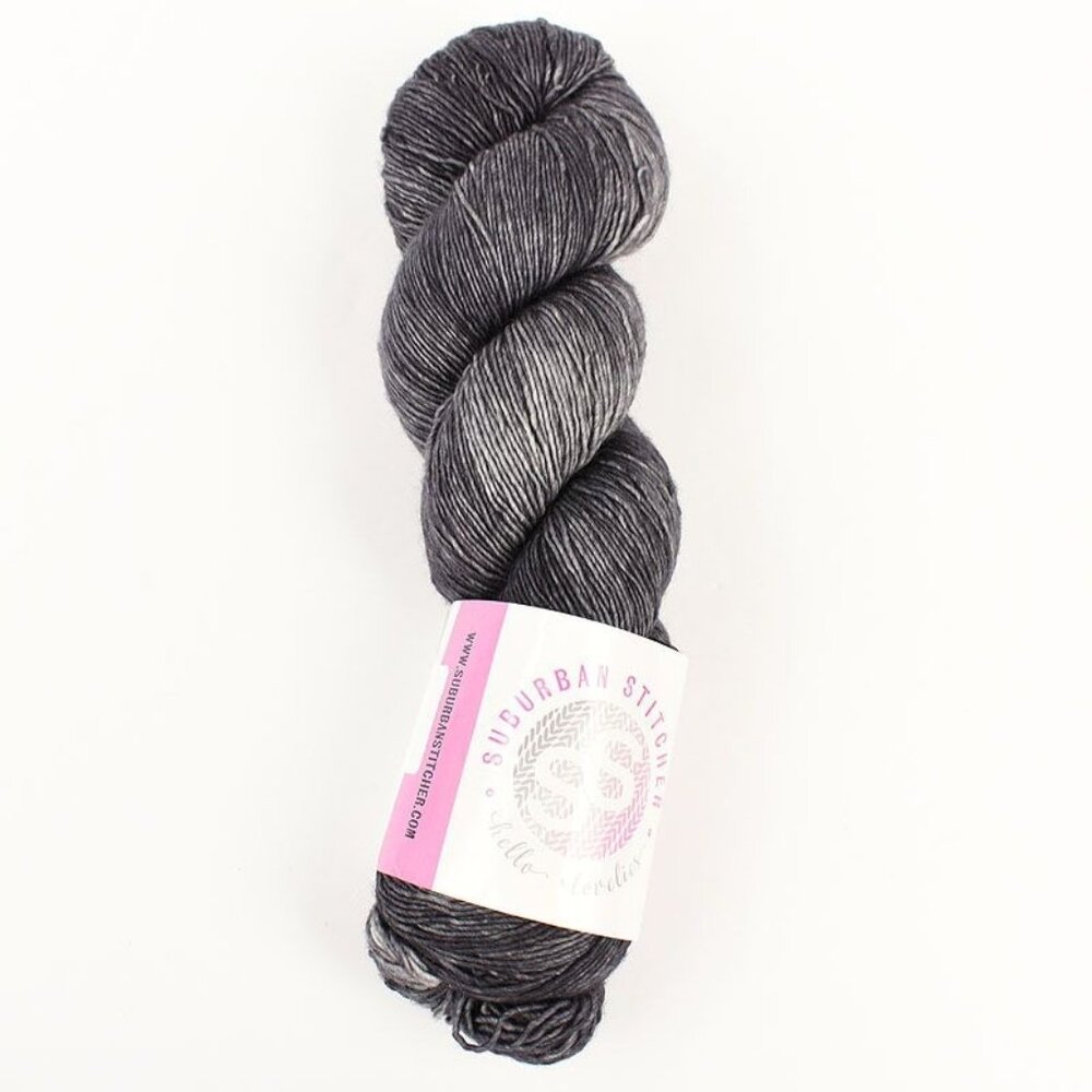 Suburban Stitcher Single Sock Yarn 100% SW Merino 400 yds 100g Coal Colorway